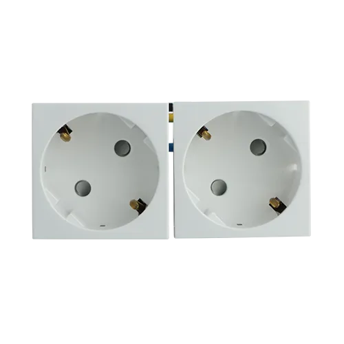 Tomada Dupla Schuko com Obturador - 4 Módulos
